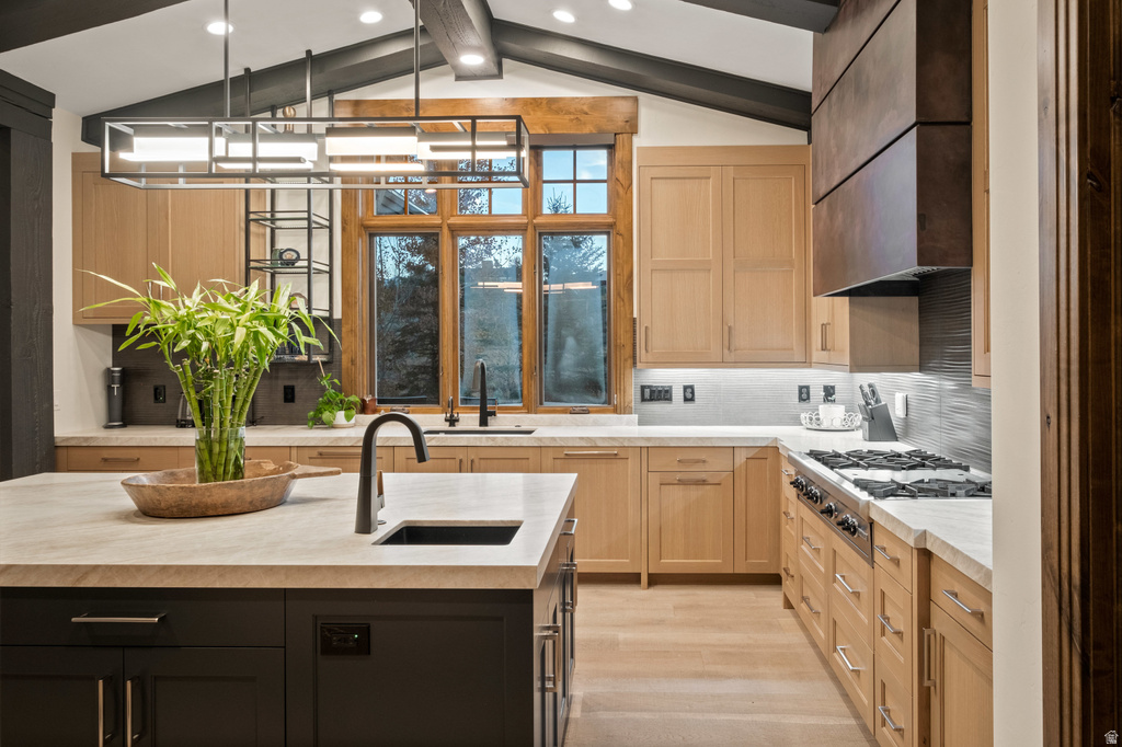 685 HOLLYHOCK ST Park City, UT 84098