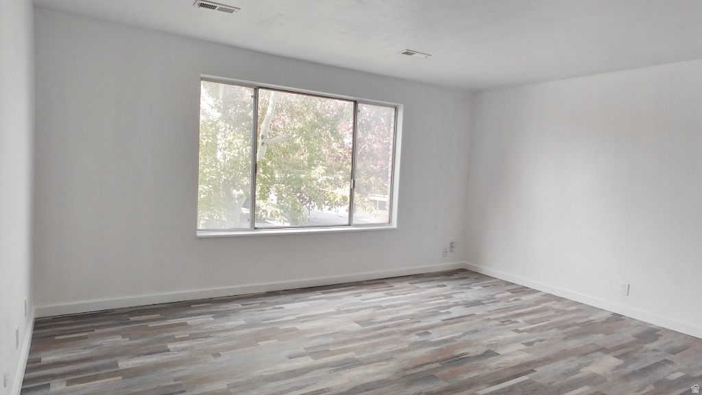 555 N STARCREST DR #B28 Salt Lake City, UT 84116