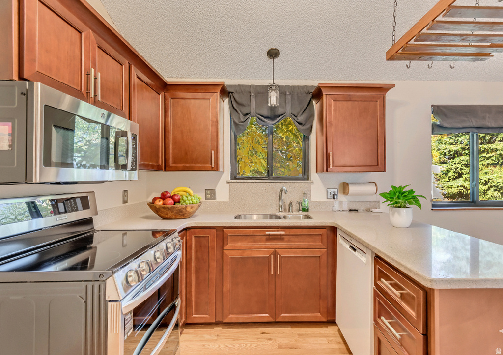 3341 E NORWOOD RD Cottonwood Heights, UT 84121