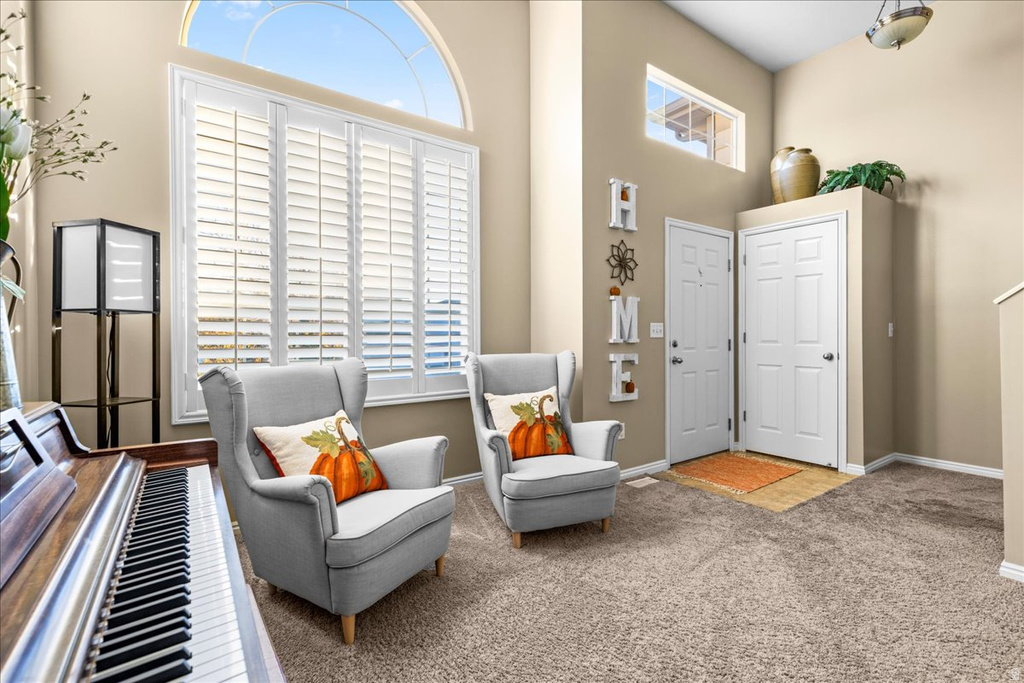 952 W FOXBORO DR North Salt Lake, UT 84054