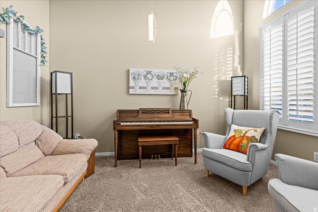 952 W FOXBORO DR North Salt Lake, UT 84054