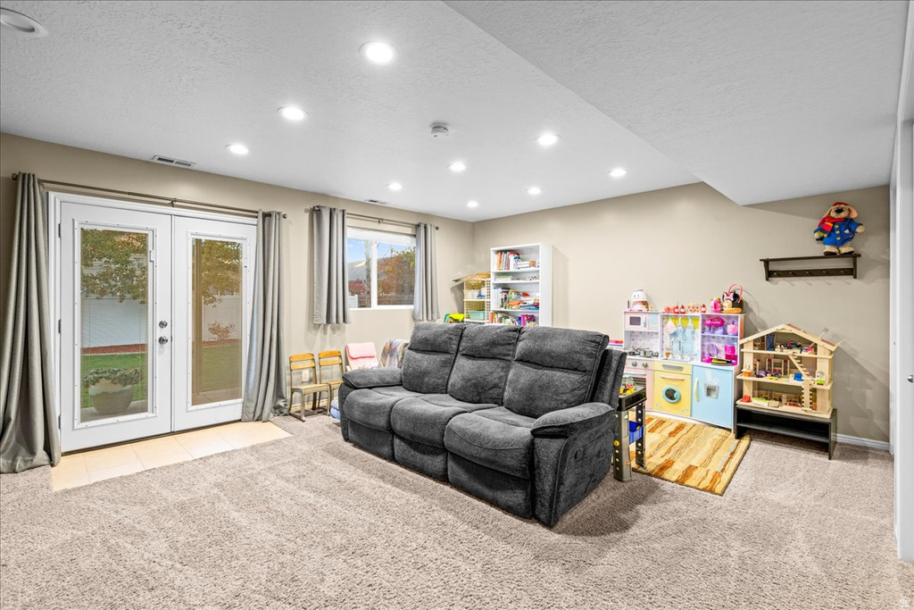 952 W FOXBORO DR North Salt Lake, UT 84054