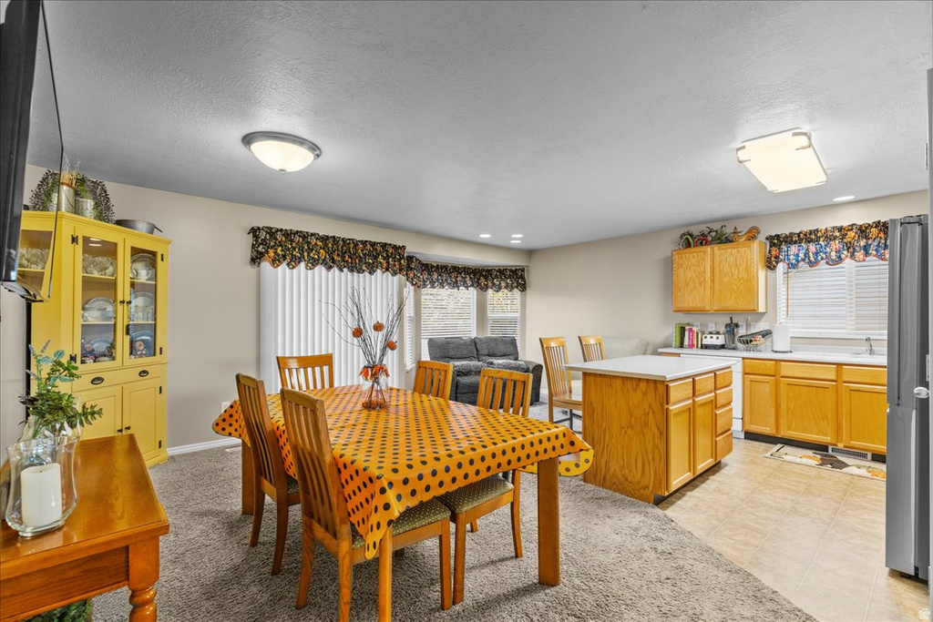 952 W FOXBORO DR North Salt Lake, UT 84054