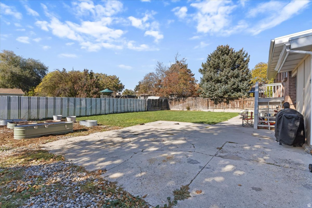 7150 S CAMELOT WAY West Jordan, UT 84084