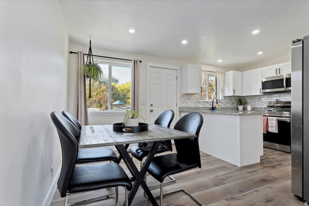 7150 S CAMELOT WAY West Jordan, UT 84084