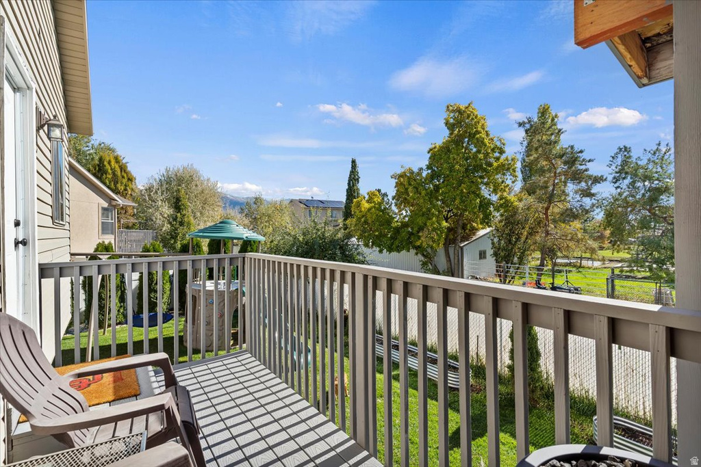 1542 E 925 S Clearfield, UT 84015