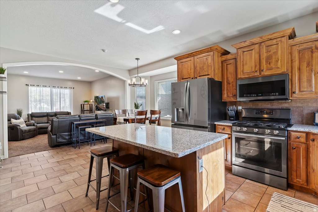 1542 E 925 S Clearfield, UT 84015