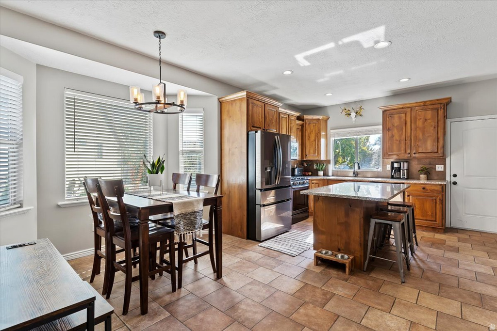 1542 E 925 S Clearfield, UT 84015