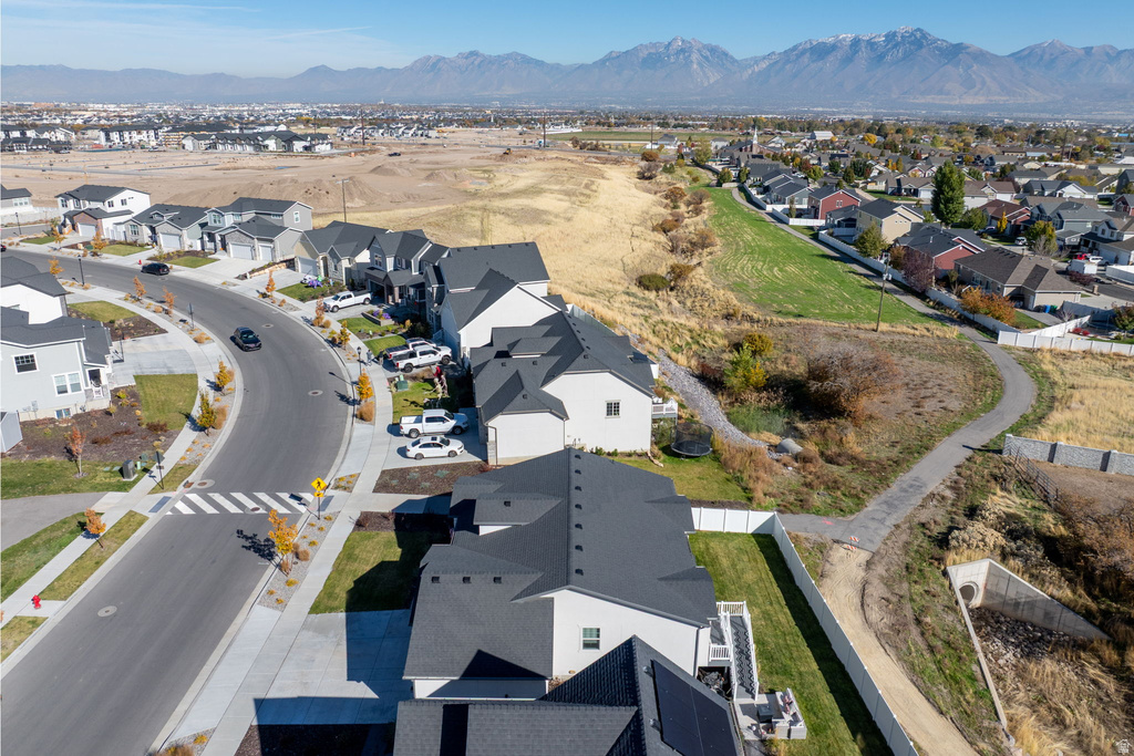 13051 S TWISTED OAK DR Herriman, UT 84096