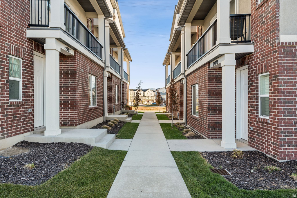 12976 S DEVILS GARDEN CT #551 Riverton, UT 84096