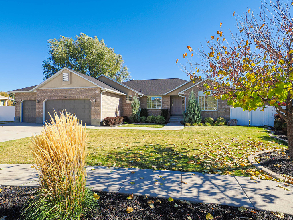 9909 S DREAM CIR South Jordan, UT 84095