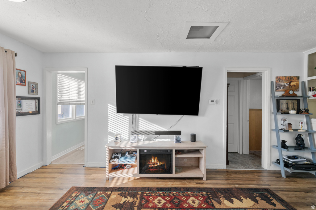 897 E 1000 S Clearfield, UT 84015