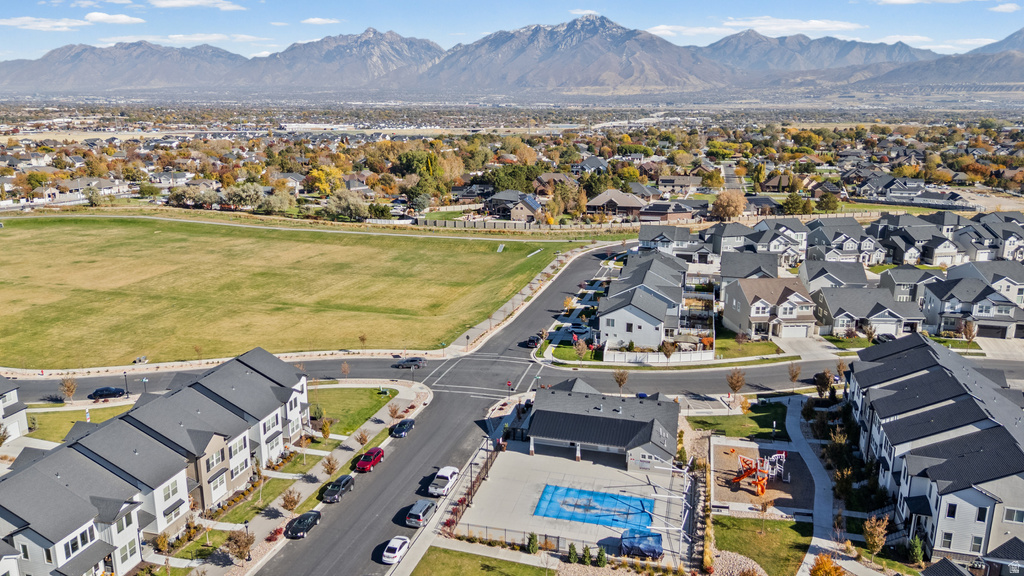 13528 S COMMODUS DR #202 Riverton, UT 84096