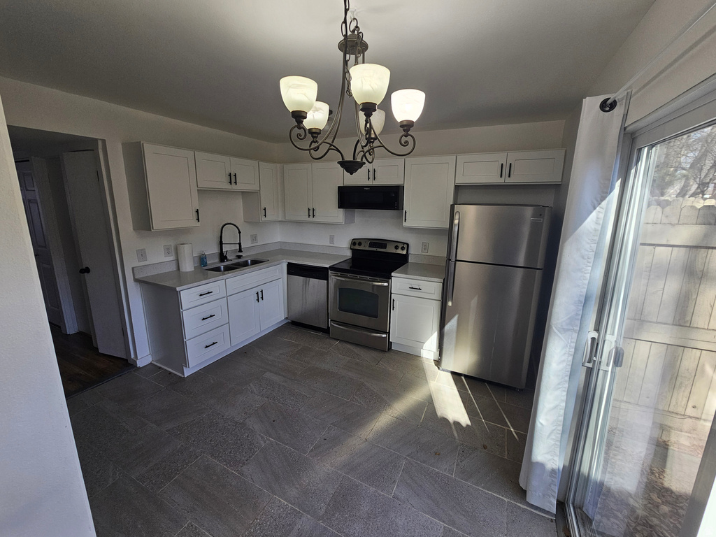 1280 N FORBES PKWY #C Salt Lake City, UT 84116