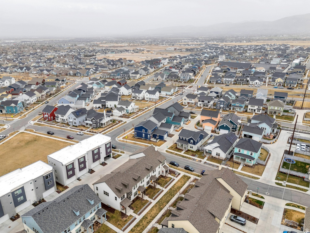 6376 W SUGARCANE DR South Jordan, UT 84009