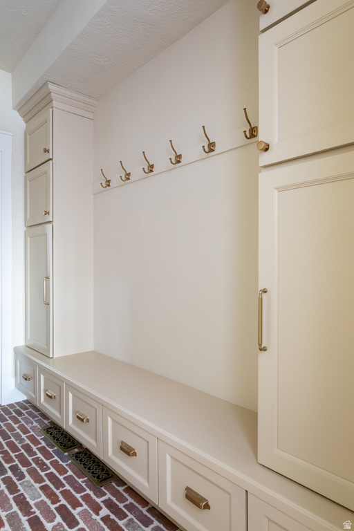 10934 S CORALVILLE WAY South Jordan, UT 84009