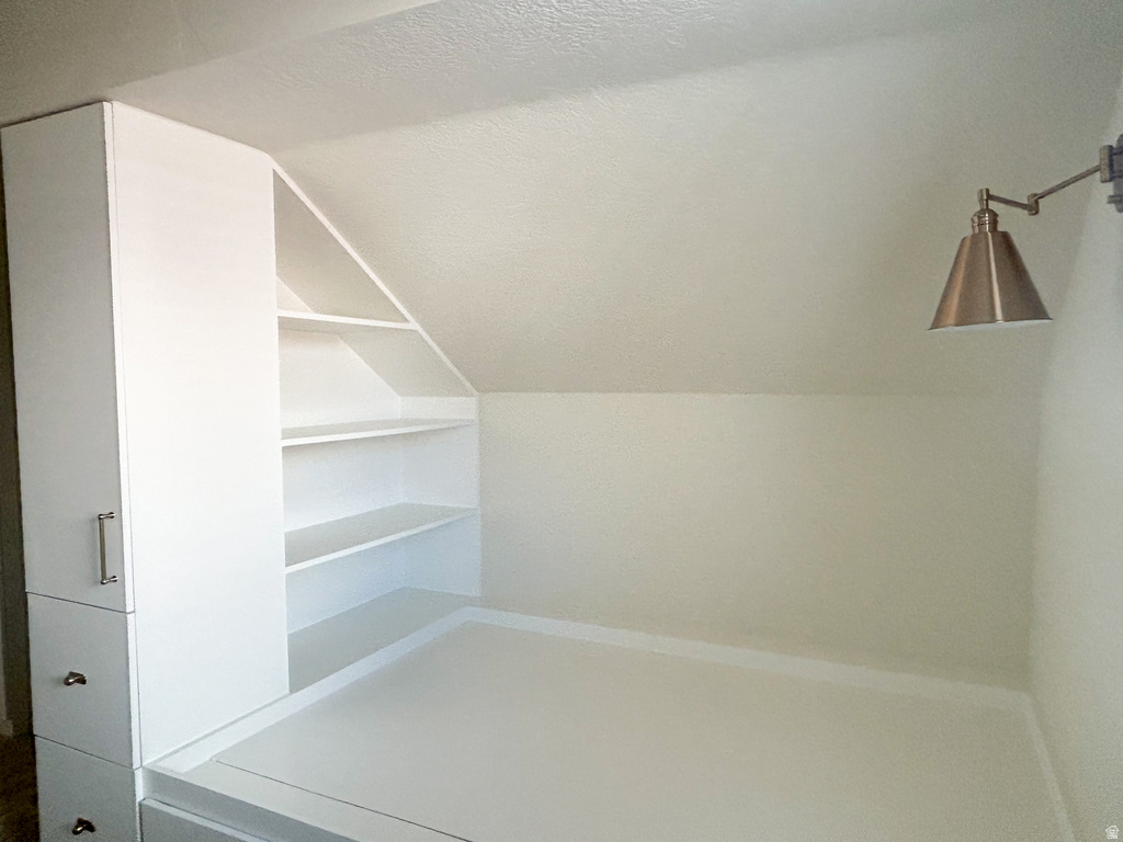 10934 S CORALVILLE WAY South Jordan, UT 84009