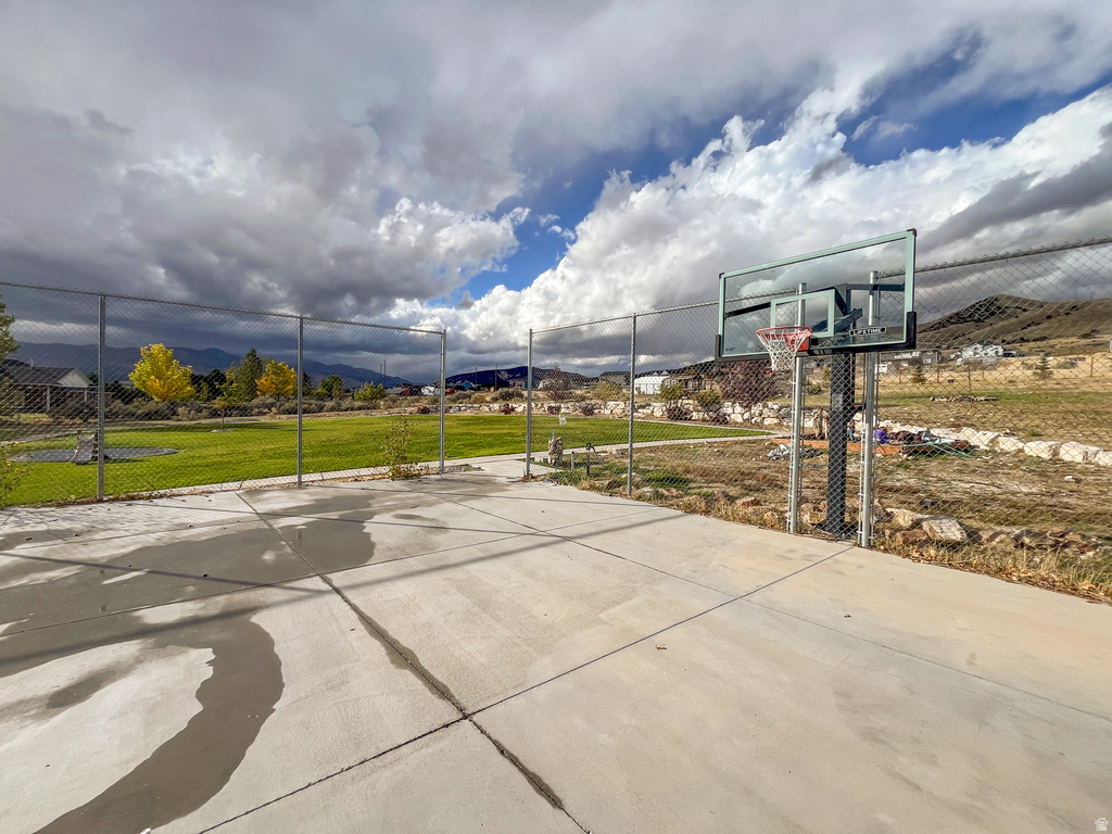 2138 W DEER RUN DR Stockton, UT 84071