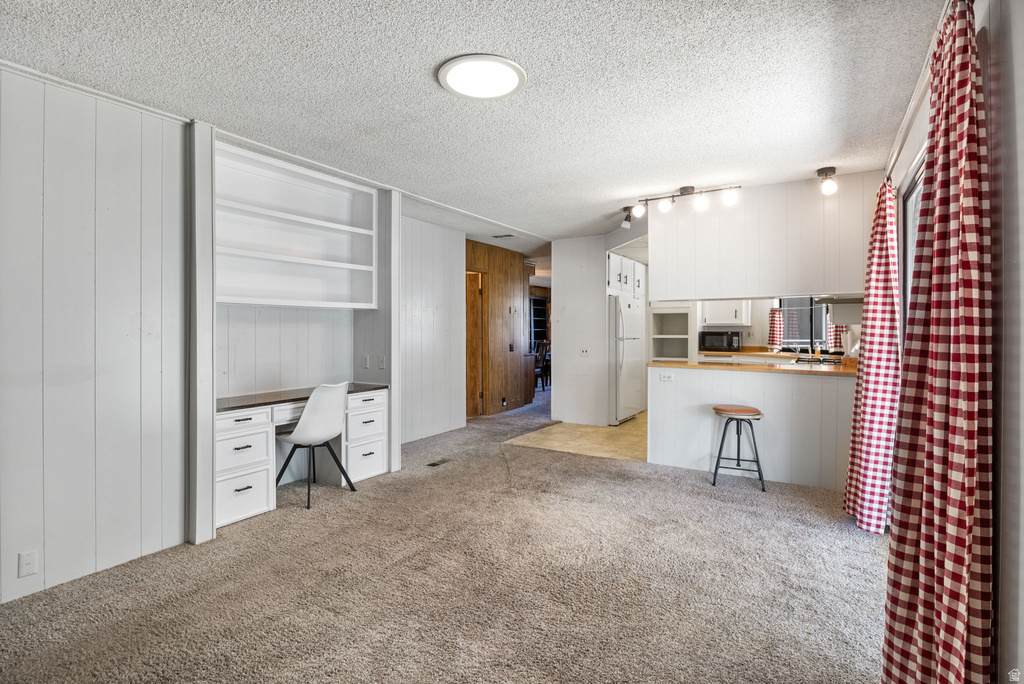 27 W EVENING STAR WAY Sandy, UT 84070