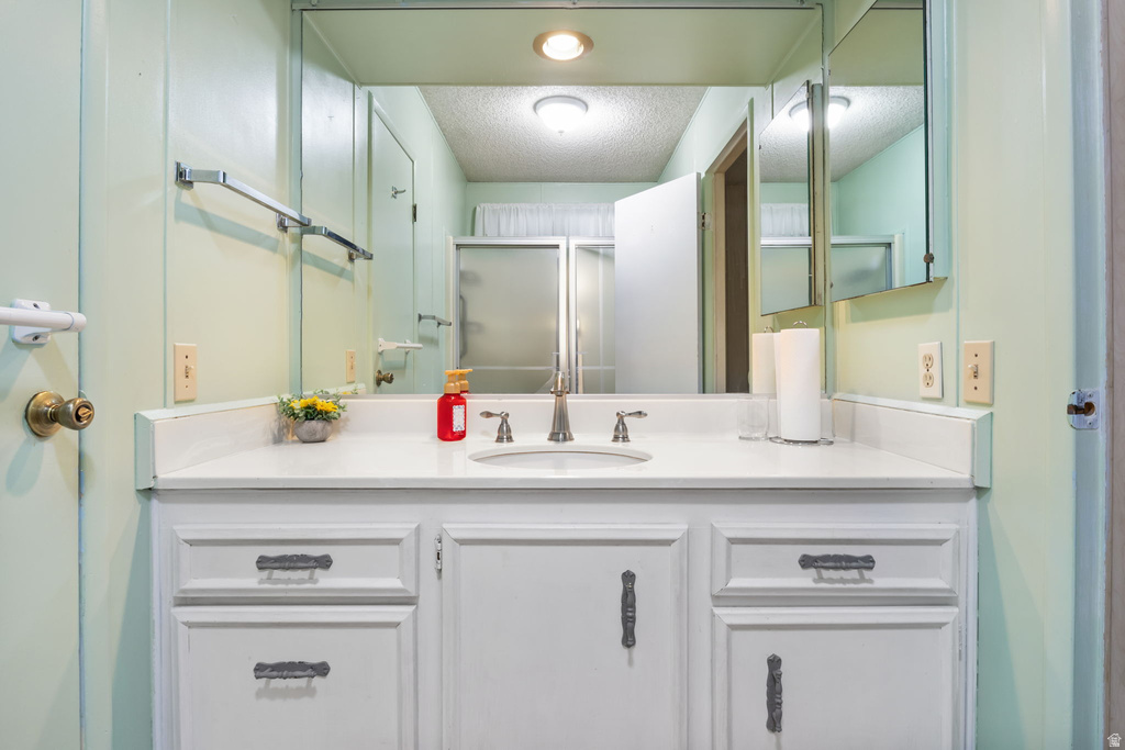 27 W EVENING STAR WAY Sandy, UT 84070