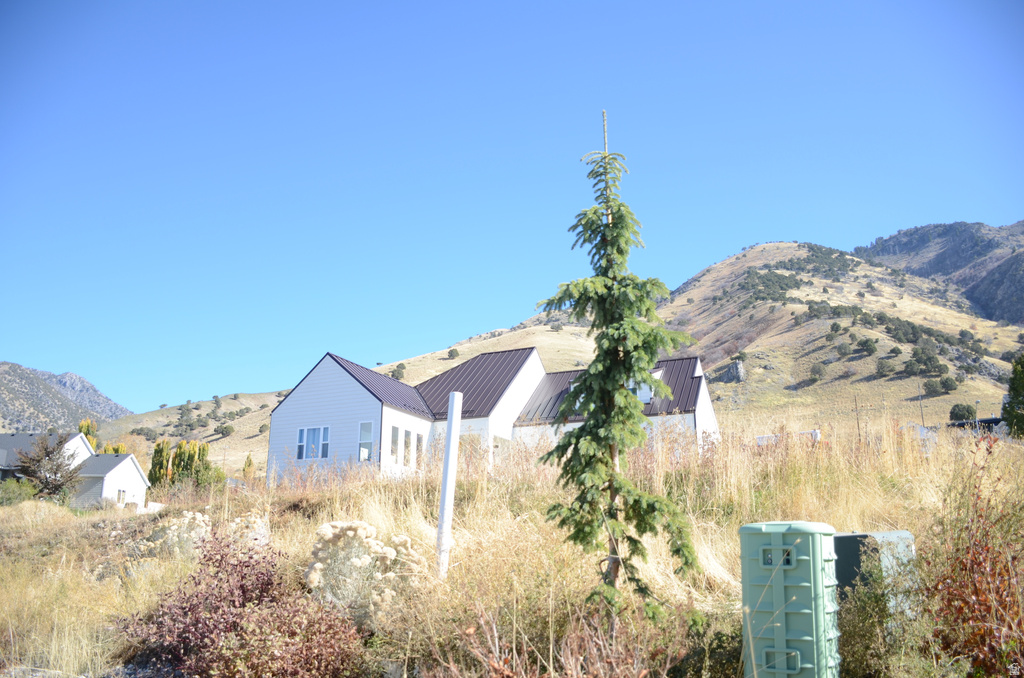 1949 E DEER CREST CIR Logan, UT 84341