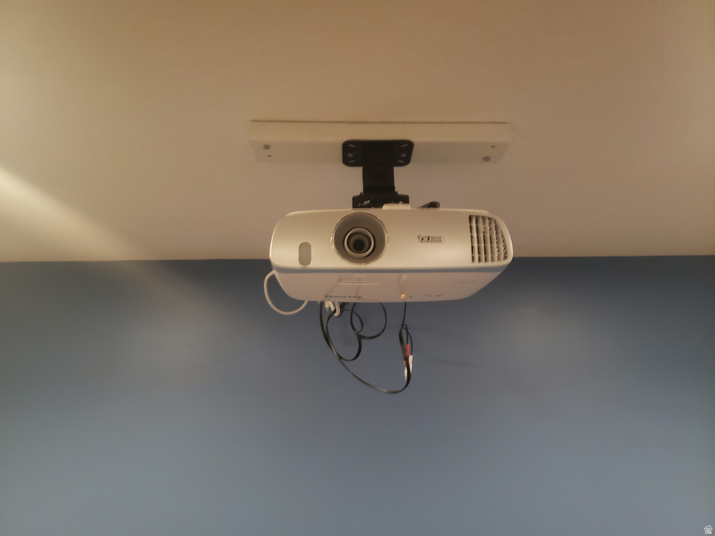 5803 S IMPRESSIONS DR Kearns, UT 84118