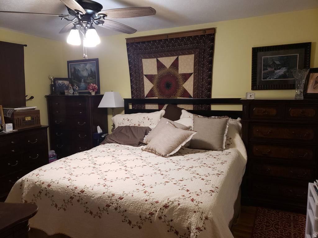 5803 S IMPRESSIONS DR Kearns, UT 84118