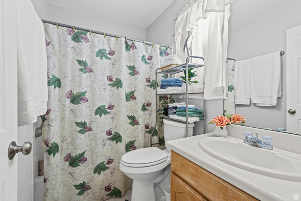 5803 S IMPRESSIONS DR Kearns, UT 84118