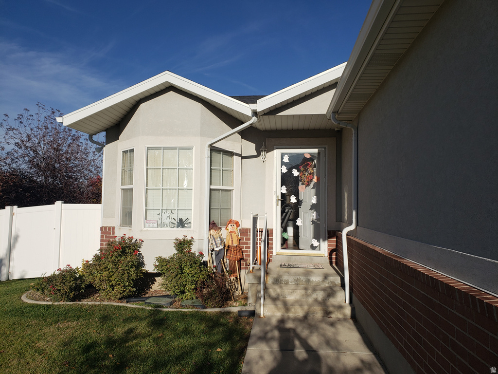 5803 S IMPRESSIONS DR Kearns, UT 84118