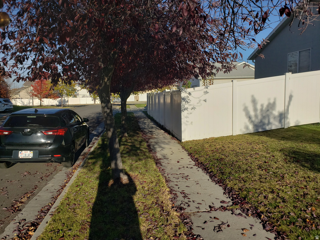 5803 S IMPRESSIONS DR Kearns, UT 84118