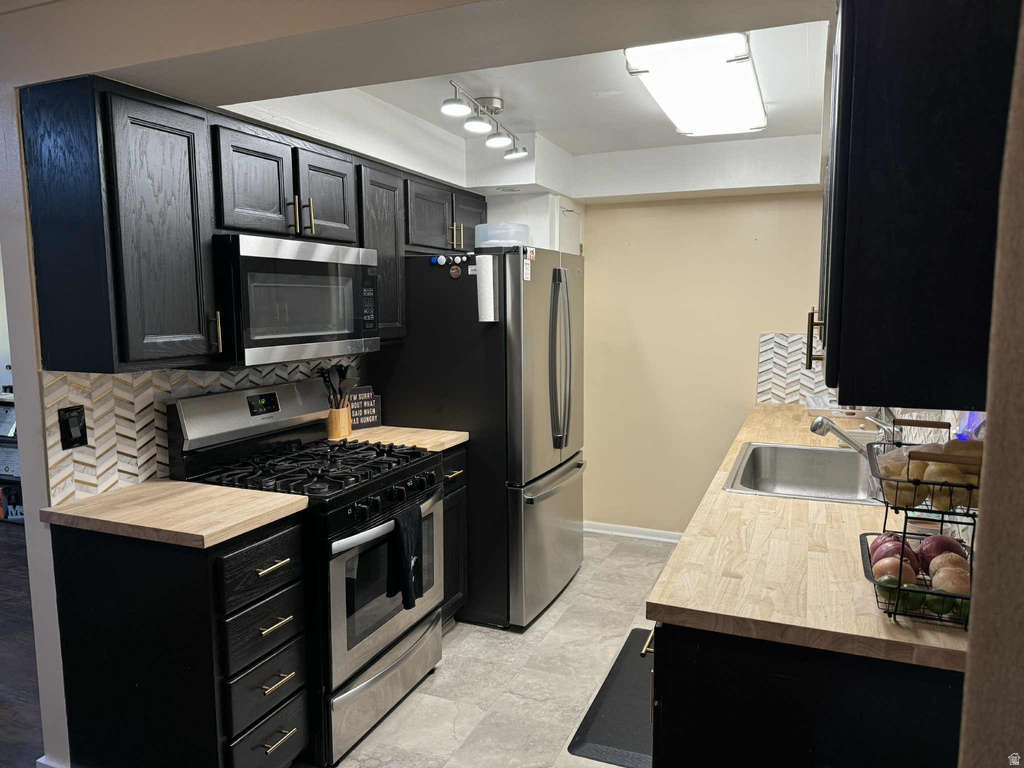 865 S 1650 E #A Clearfield, UT 84015