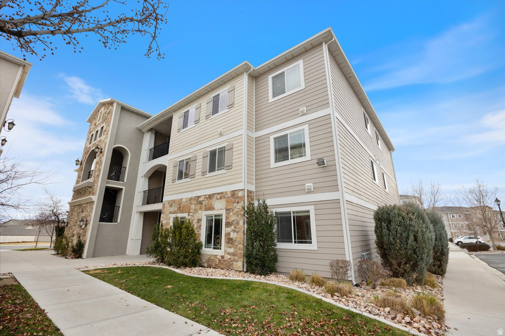 1839 N CREST RD #3N Saratoga Springs, UT 84045