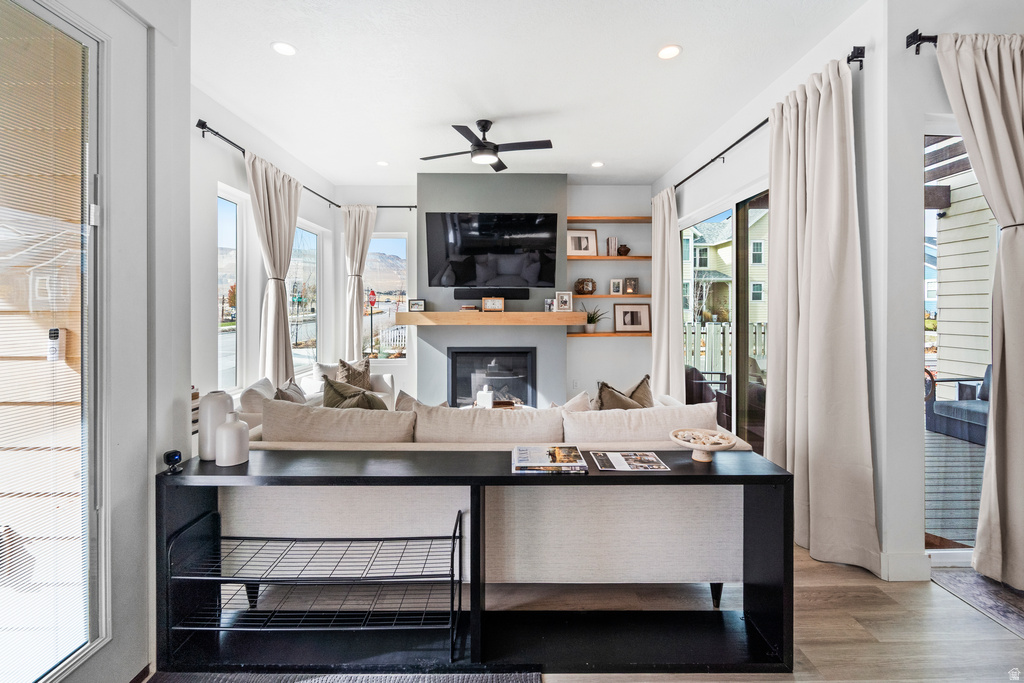 6894 W MEADOW GRASS DR South Jordan, UT 84009