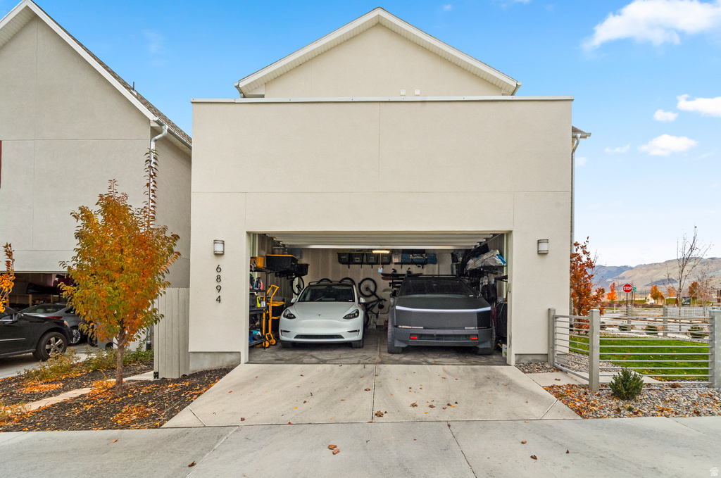 6894 W MEADOW GRASS DR South Jordan, UT 84009
