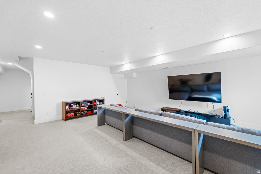 6894 W MEADOW GRASS DR South Jordan, UT 84009