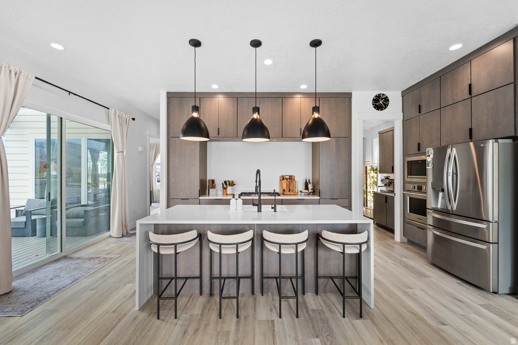 6894 W MEADOW GRASS DR South Jordan, UT 84009