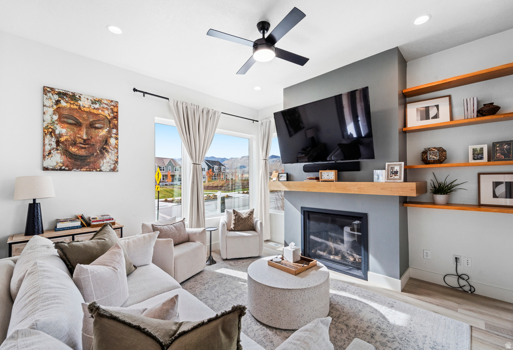 6894 W MEADOW GRASS DR South Jordan, UT 84009