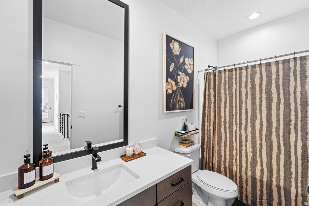 6894 W MEADOW GRASS DR South Jordan, UT 84009