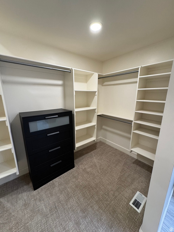 1761 E SOUTHMOOR DR Holladay, UT 84117