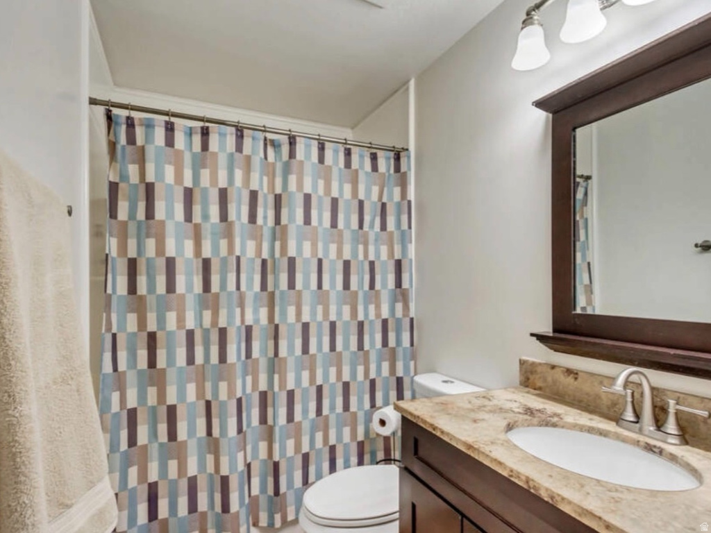 6893 S 3200 W West Jordan, UT 84084