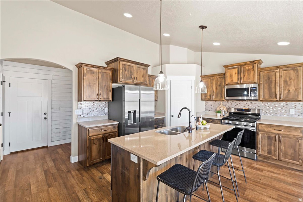 1608 S TERRACE RD Saratoga Springs, UT 84045