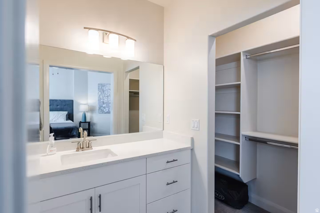 Photo 10 for MLS #2120616 at 1162 N Riviera Aly