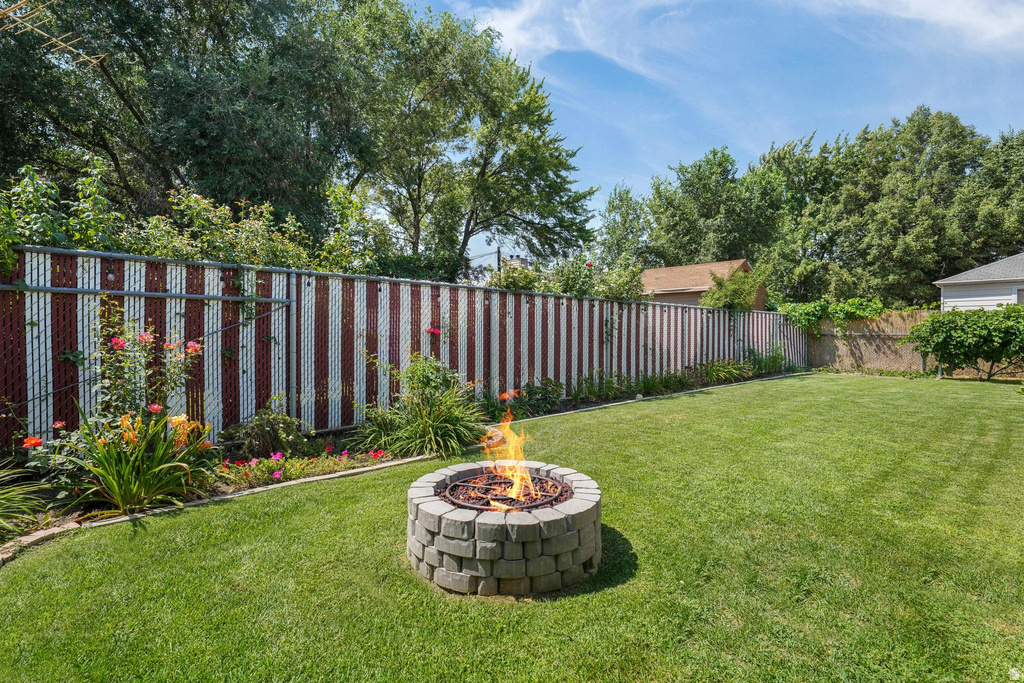 7874 S MAIN ST W Midvale, UT 84047