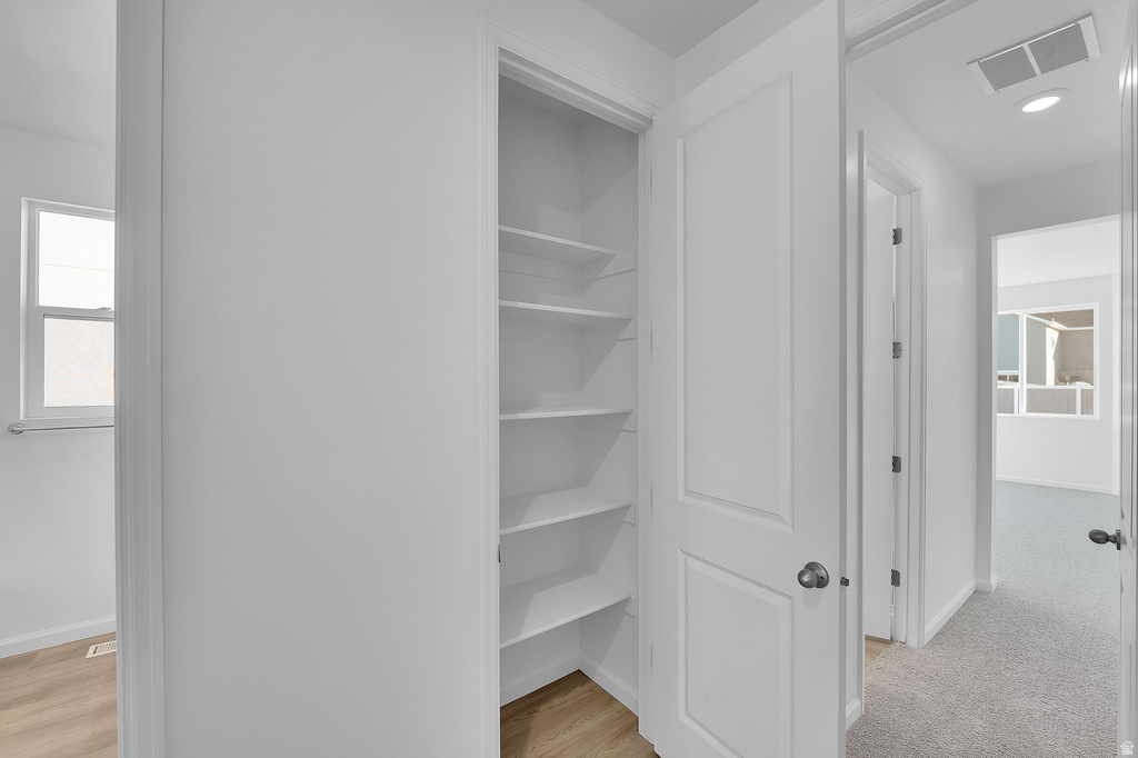 8638 N HALLORAN CT #1329 Lake Point, UT 84074