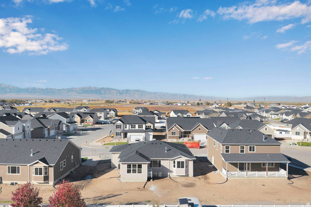 8638 N HALLORAN CT #1329 Lake Point, UT 84074