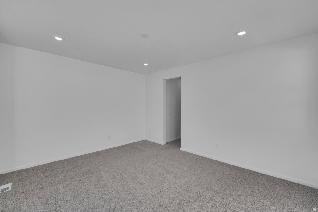 8638 N HALLORAN CT #1329 Lake Point, UT 84074