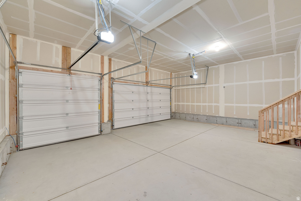 8638 N HALLORAN CT #1329 Lake Point, UT 84074