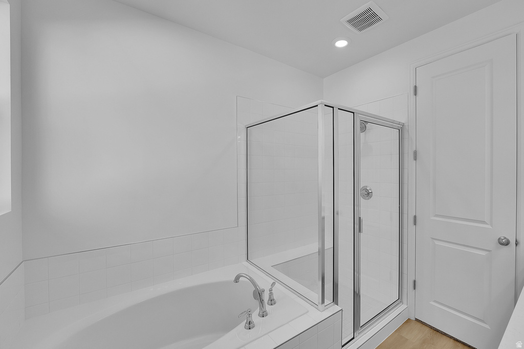 8638 N HALLORAN CT #1329 Lake Point, UT 84074