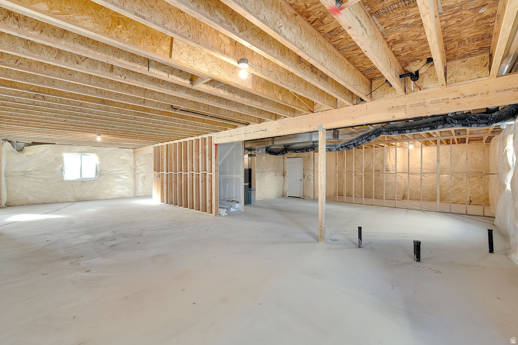 8638 N HALLORAN CT #1329 Lake Point, UT 84074