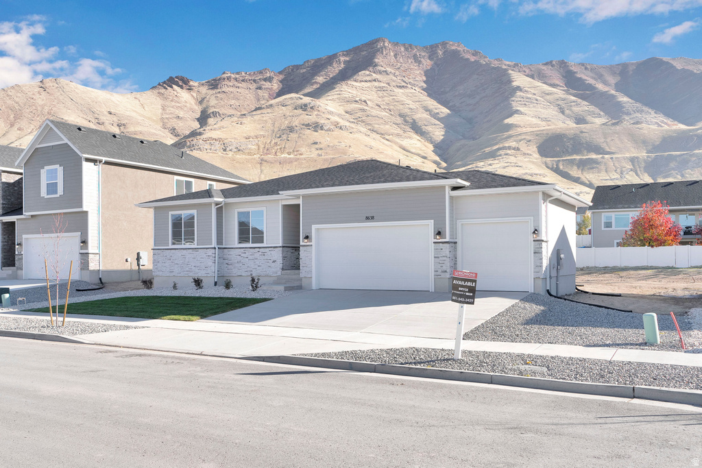 8638 N HALLORAN CT #1329 Lake Point, UT 84074